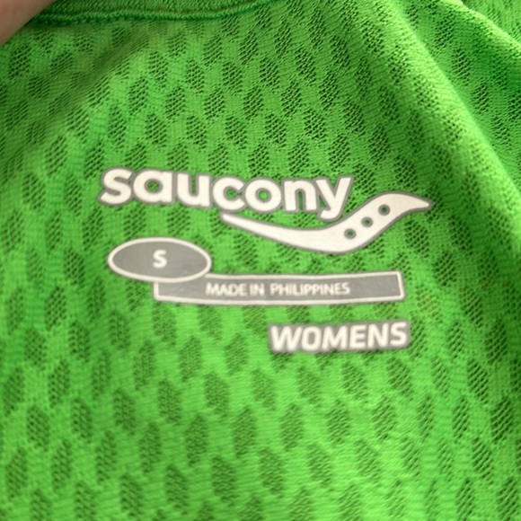 Lightweight Running Jacket - Picture 6 of 9